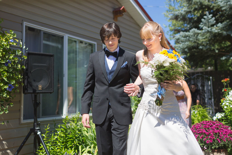 07 Calgary Backyard Wedding